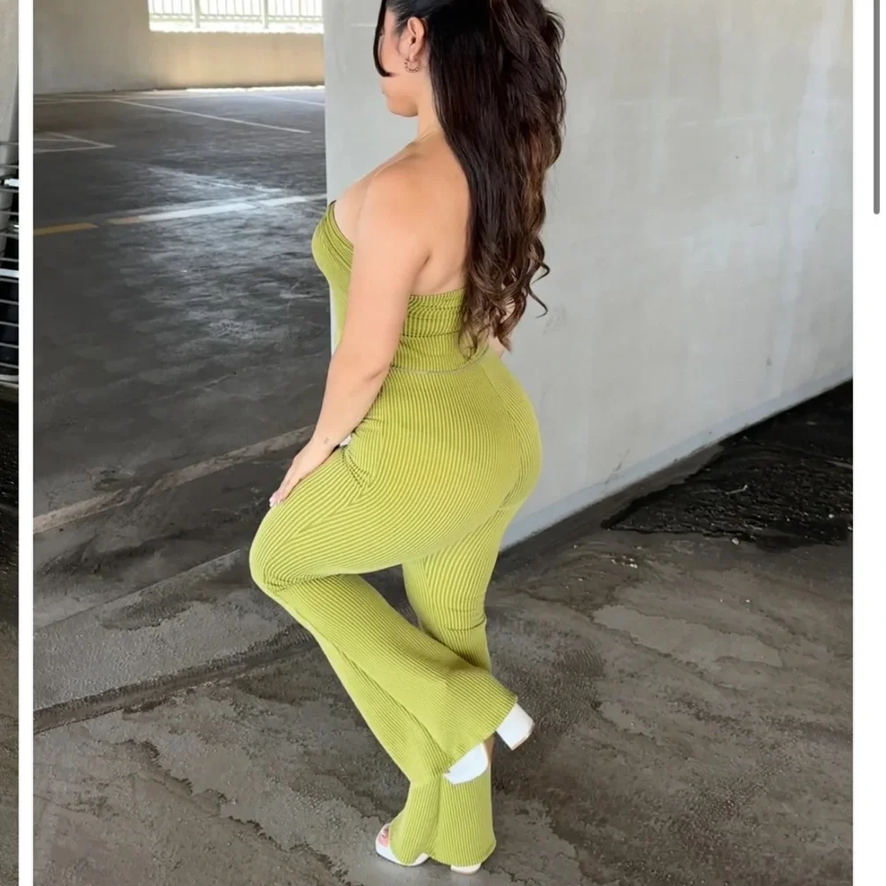 Green Ribbed boutique set - Picture 2 of 3